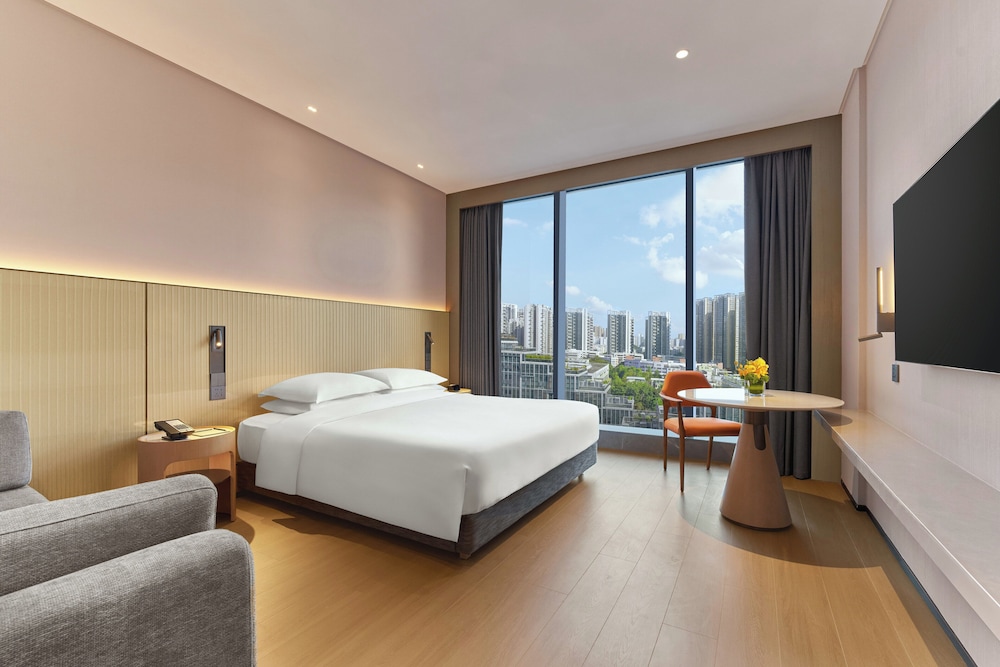 Hyatt Place Shenzhen Longgang 14/42