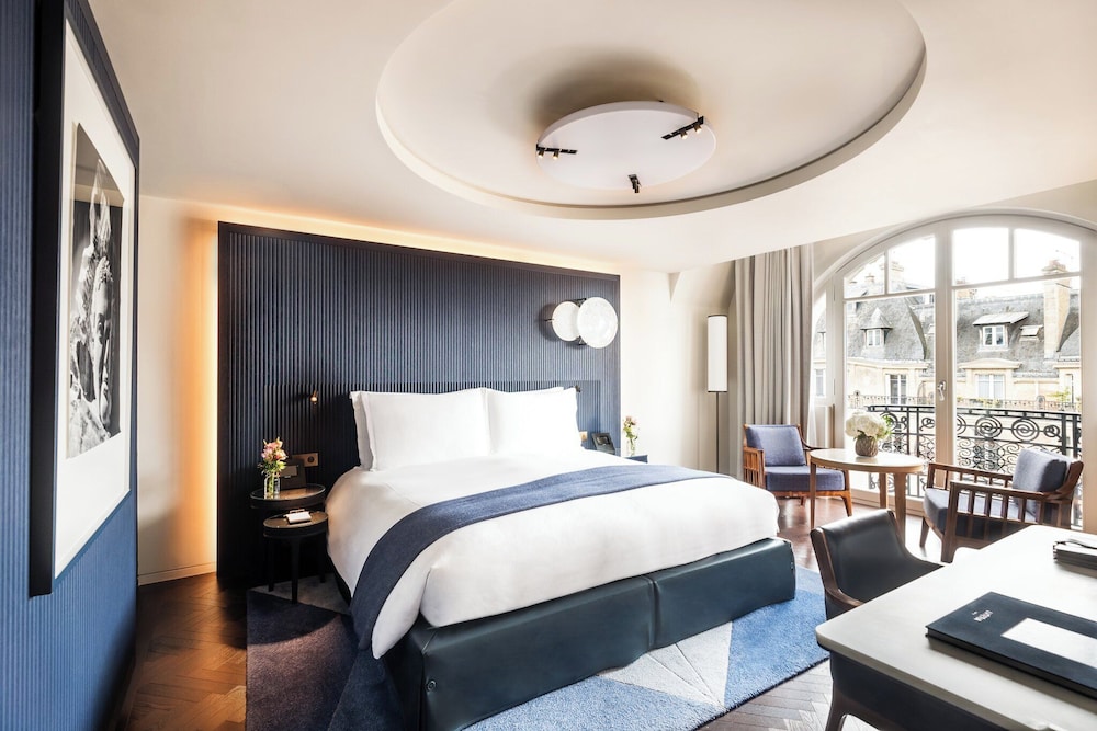 DELUXE, BALCONY