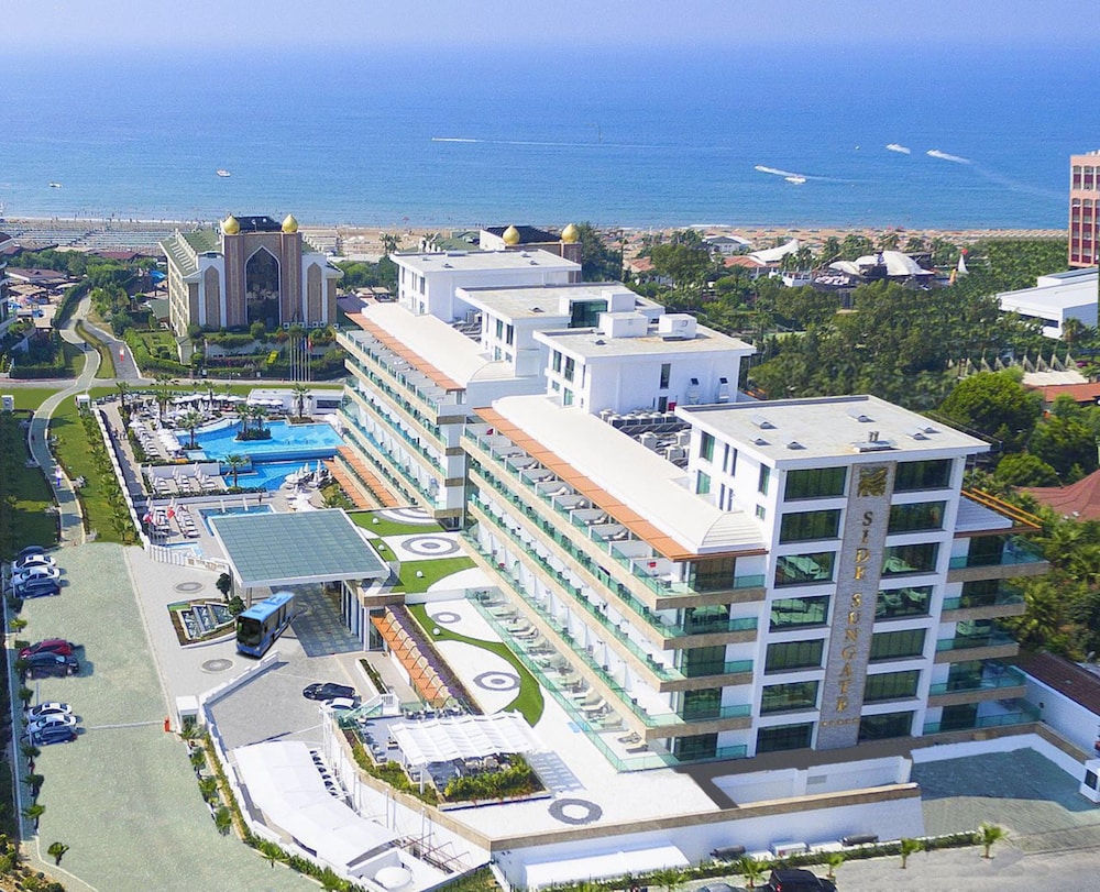 Side Sunport Hotel & Spa 2/50