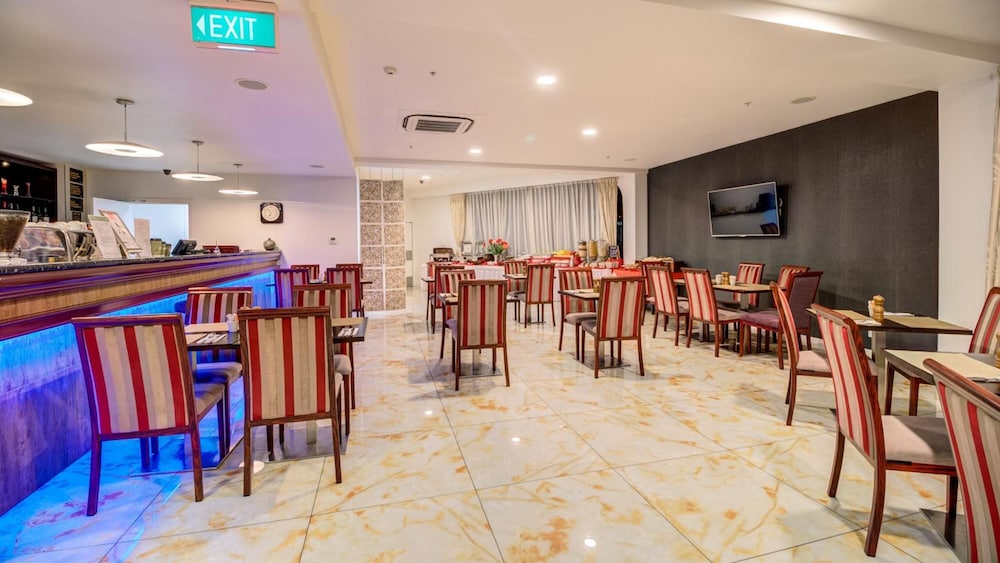 Vr Queen Street Hotel And Suite 47/63