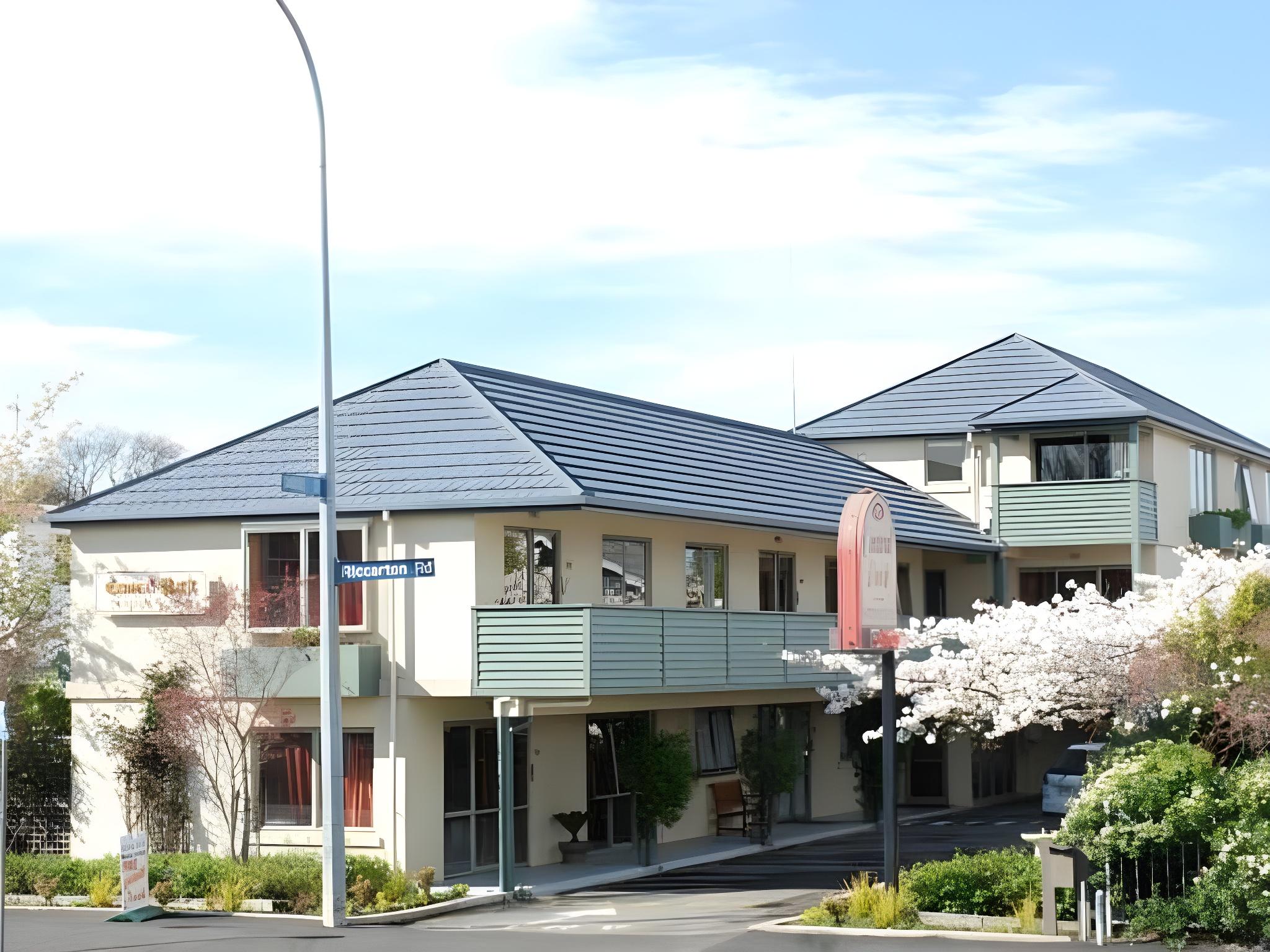 1 BEDROOM, SUITE, 2 QUEEN BEDS