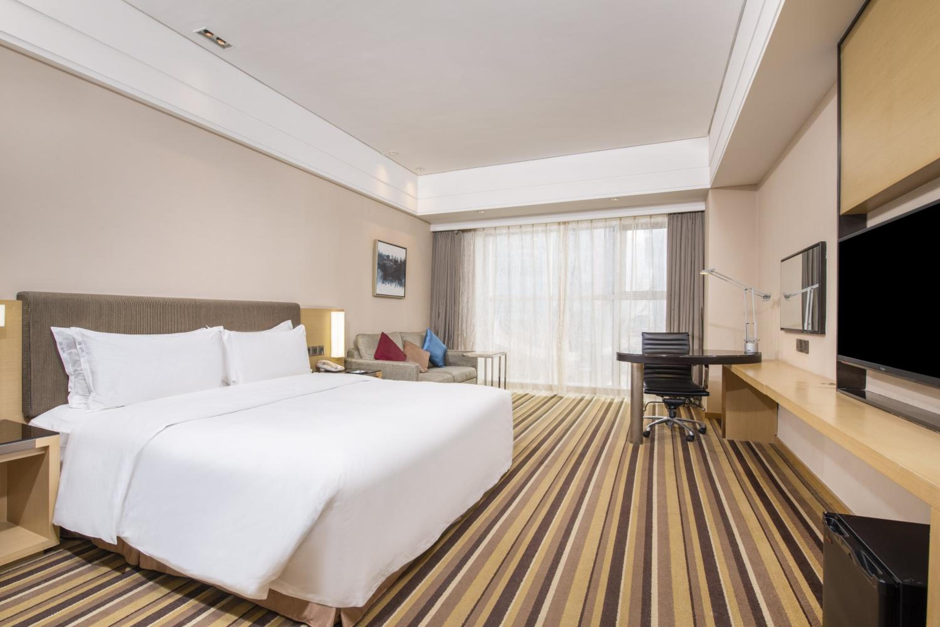 Specialty, Double Bed