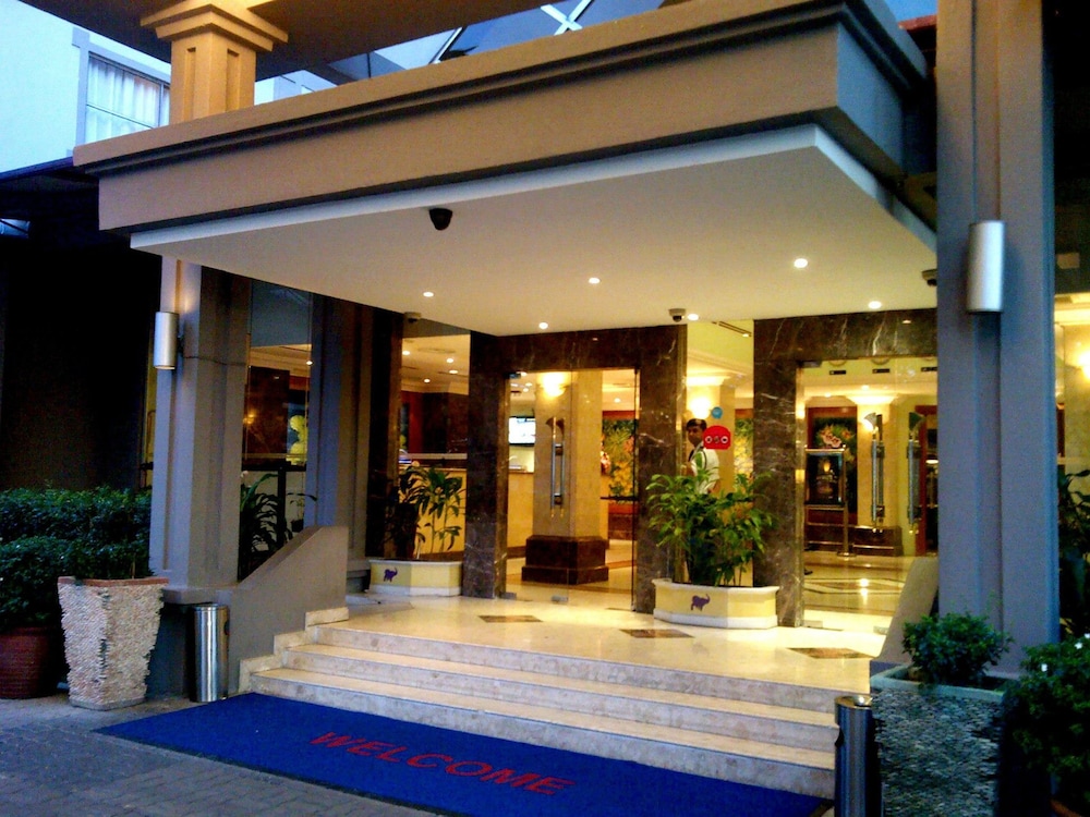 Hotel Maluri 1/30