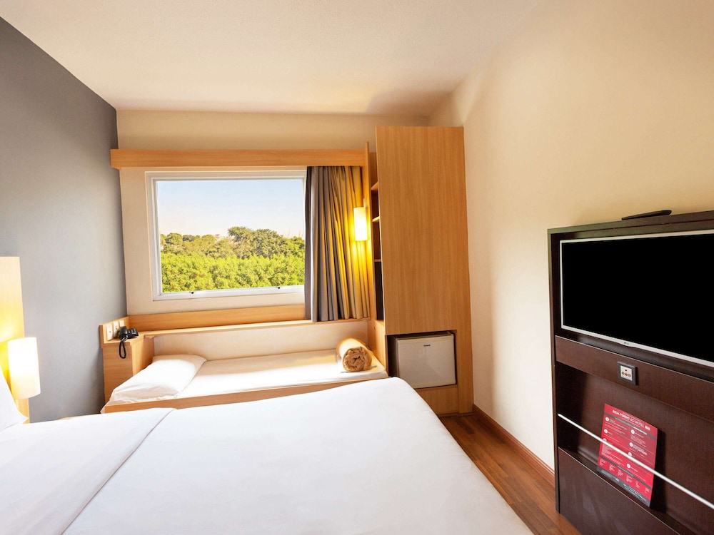 Ibis Piracicaba 17/69