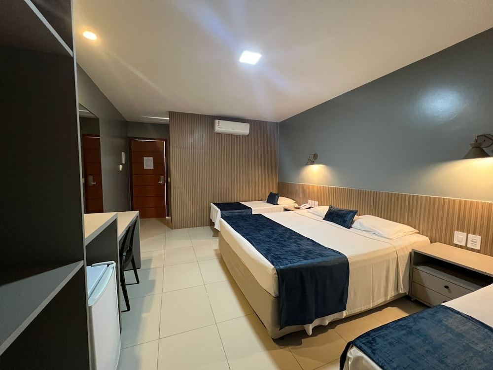 غرفة قياسية بسرير كوين وسرير فردي بشرفة، Hotel Adventure 7/8