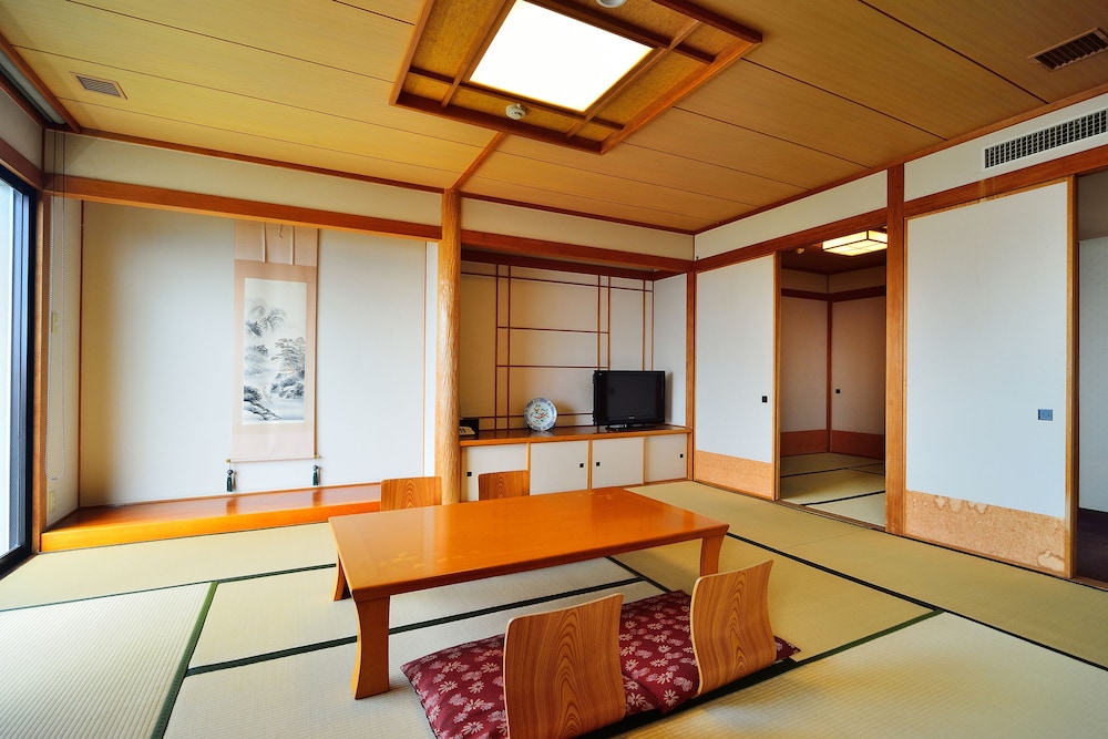 Inasayama Kanko Hotel 50/67
