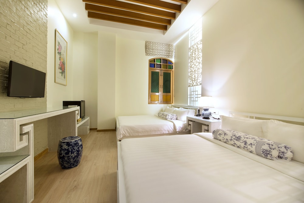 O Nya Phuket Hotel 15/70