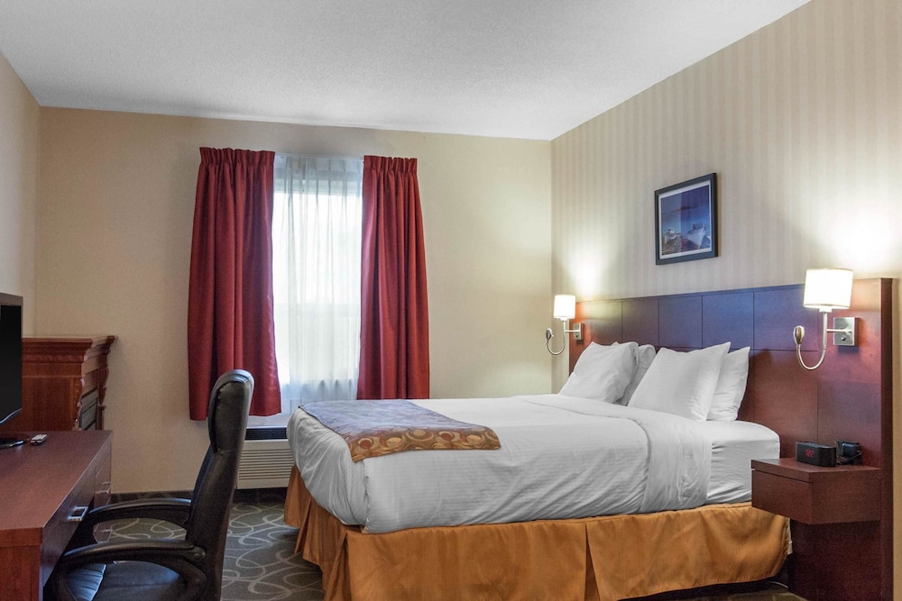 Quality Hotel & Suites Gander 13/37