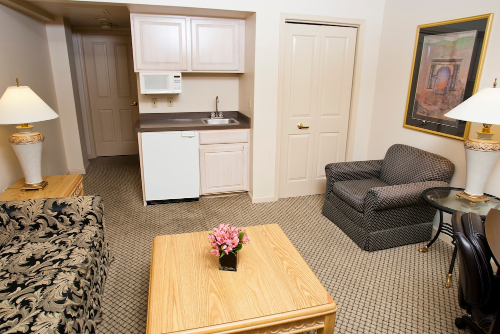 Bella Vista Suites 30/59