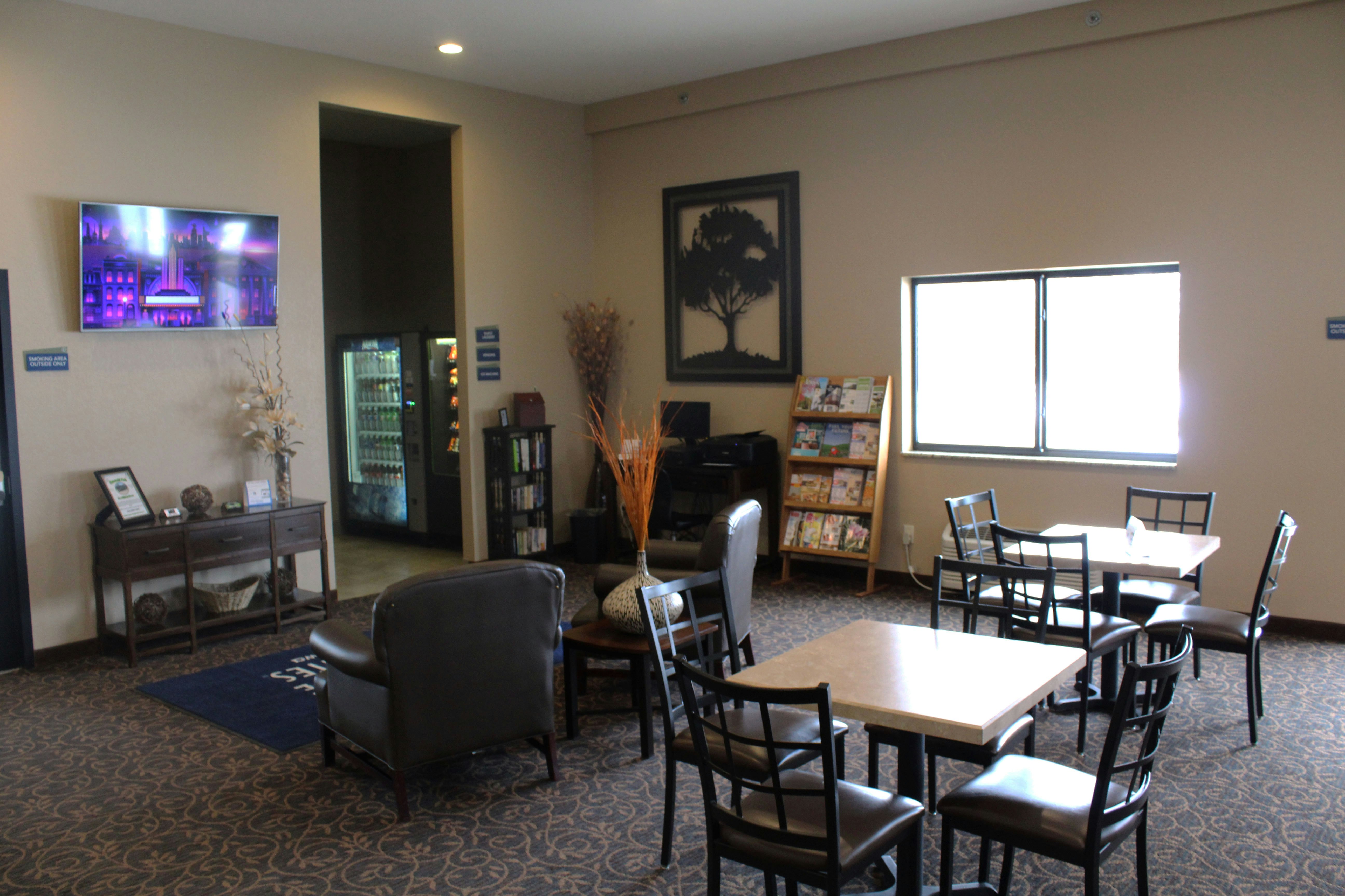 Boulders Inn Amp Suites Oak Ridge 34/50