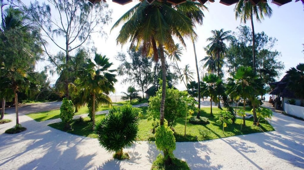 Smiles Beach Hotel 23/57