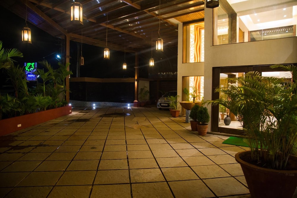Red Fox Hotel Morjim 9/55
