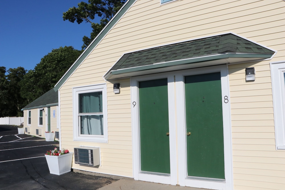 Sunbird ANNEX Resort 8/66