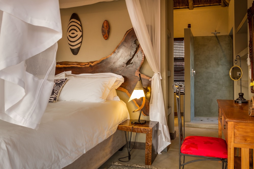 Ukuthula Bush Lodge 12/38