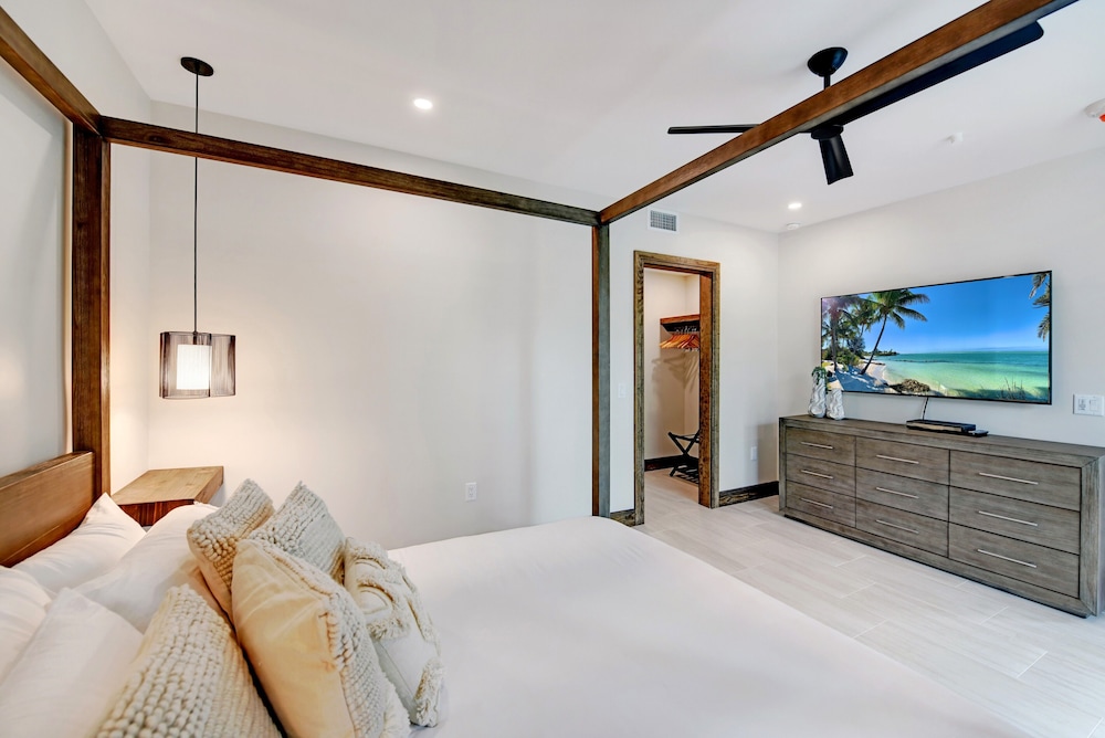 Bali Hai Beachfront Resort And Spa 13/70