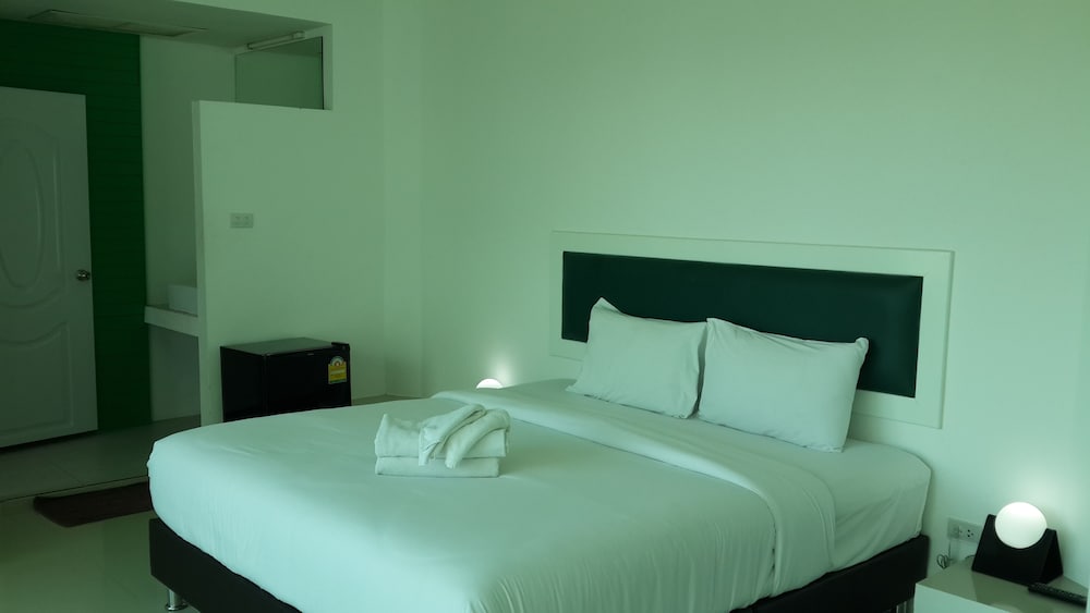 Khun Chaweng Resort 22/66