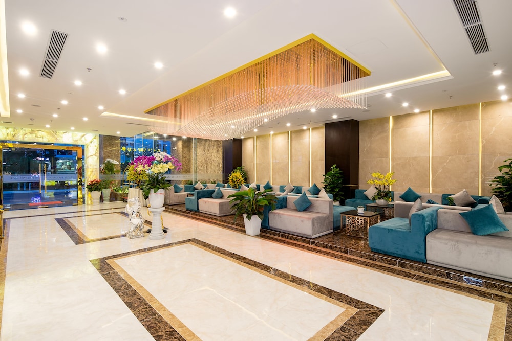 CN Palace hotel 3/67