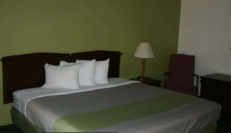 Travelodge by Wyndham Roanoke 6/13