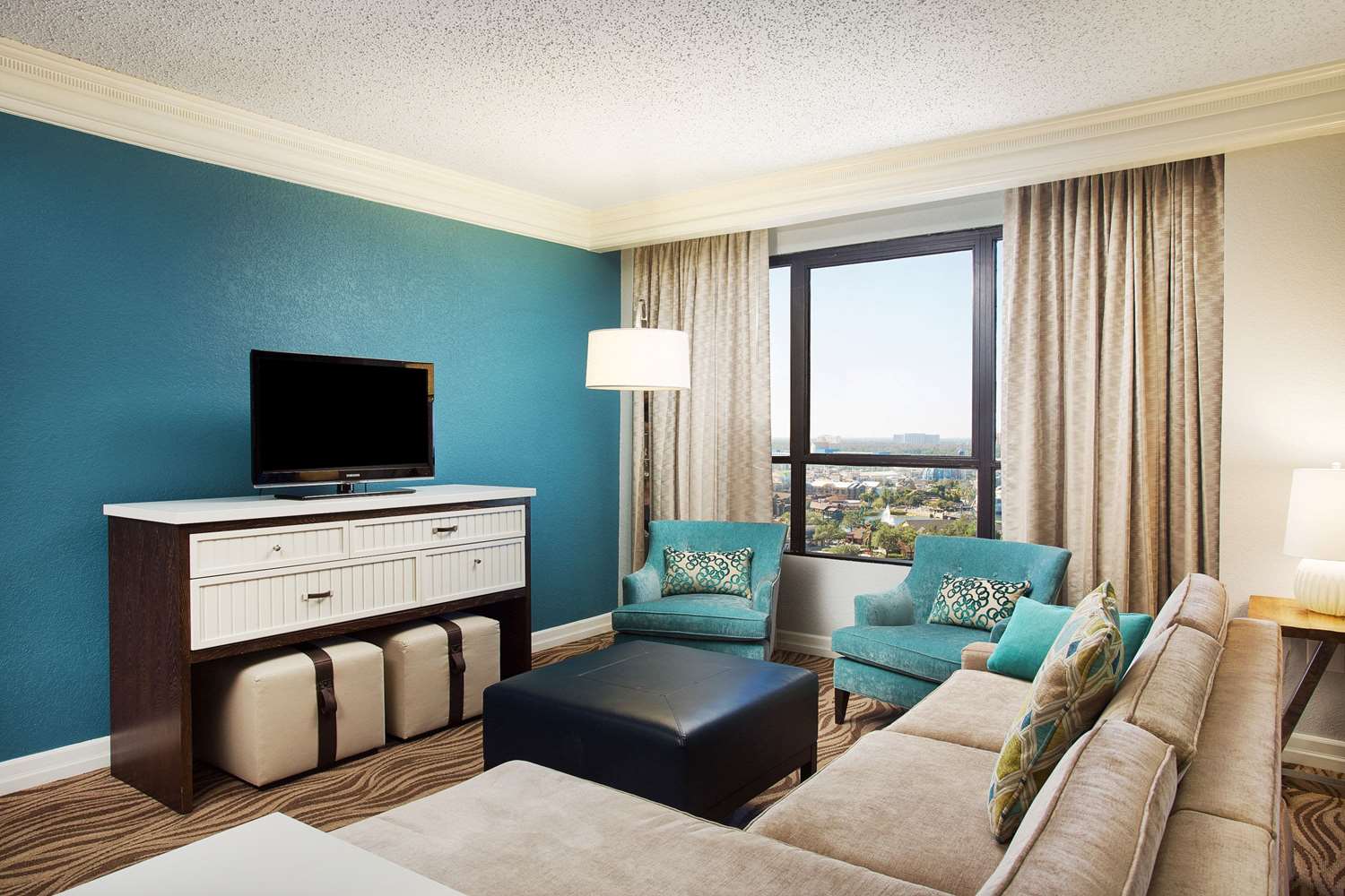 Wyndham Lake Buena Vista Disney Springs Resort Area 25/54