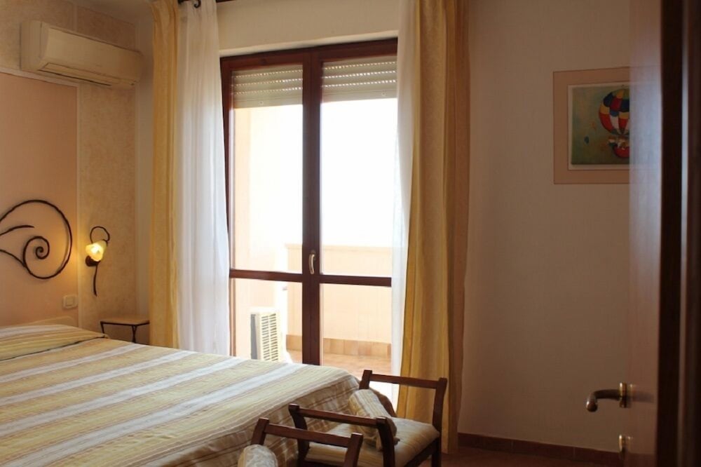 Lola Piccolo Hotel 28/68