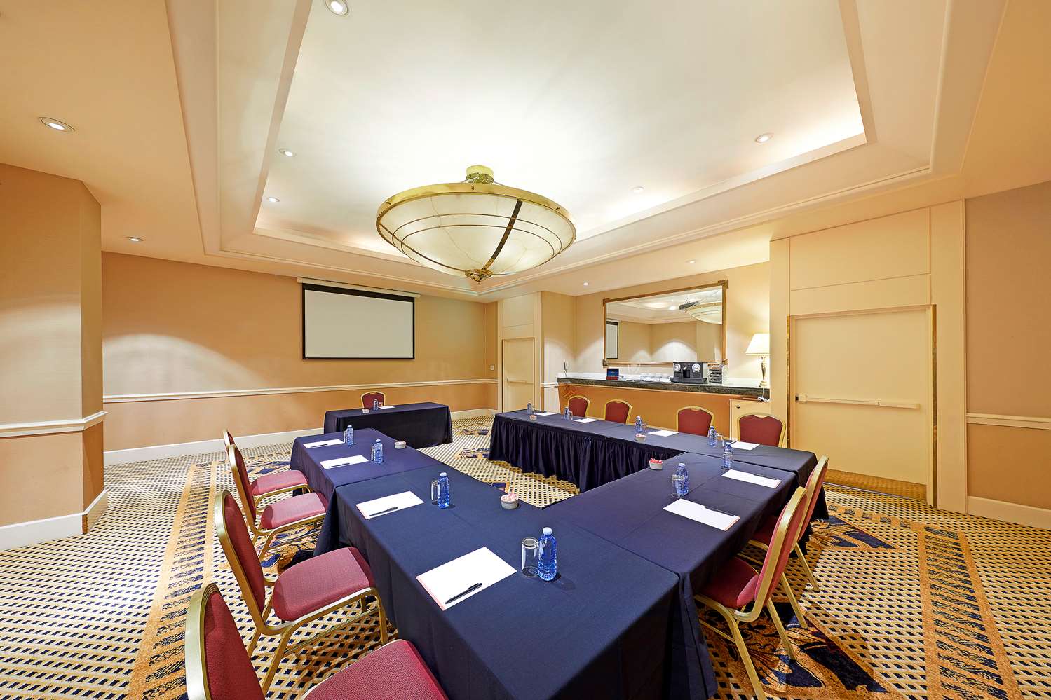 Stamford Plaza Sydney Airport, WorldHotels Elite 34/58