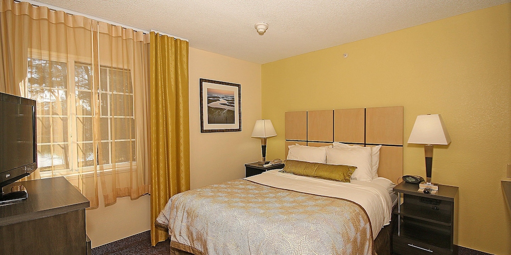 Candlewood Suites Newport News/Yorktown 9/39