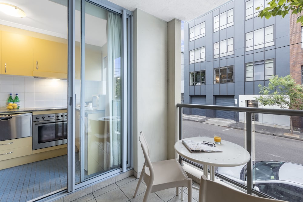 Nesuto Chippendale Apartment Hotel 16/36