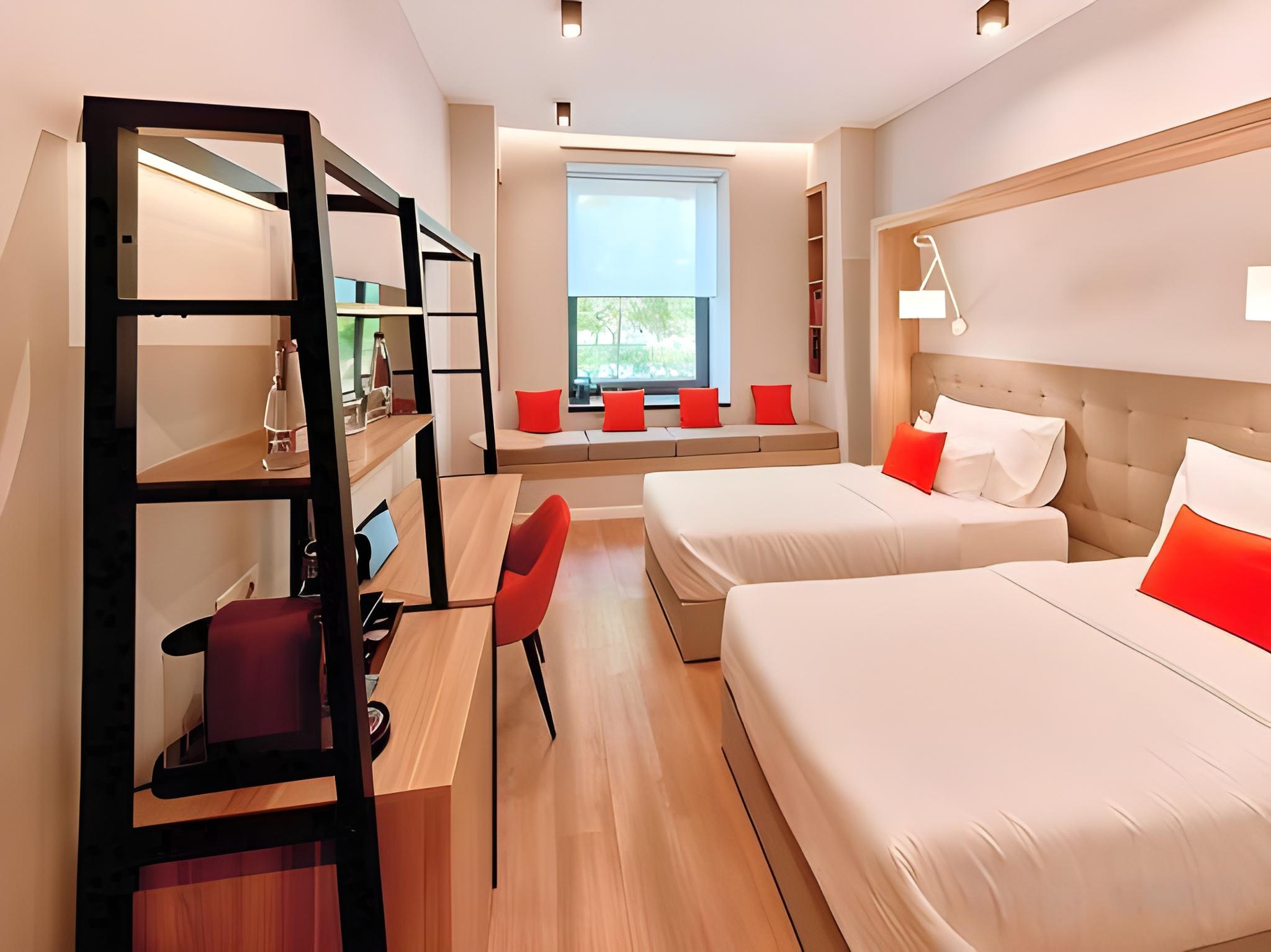 Smart, Twin Beds, Pet Friendly