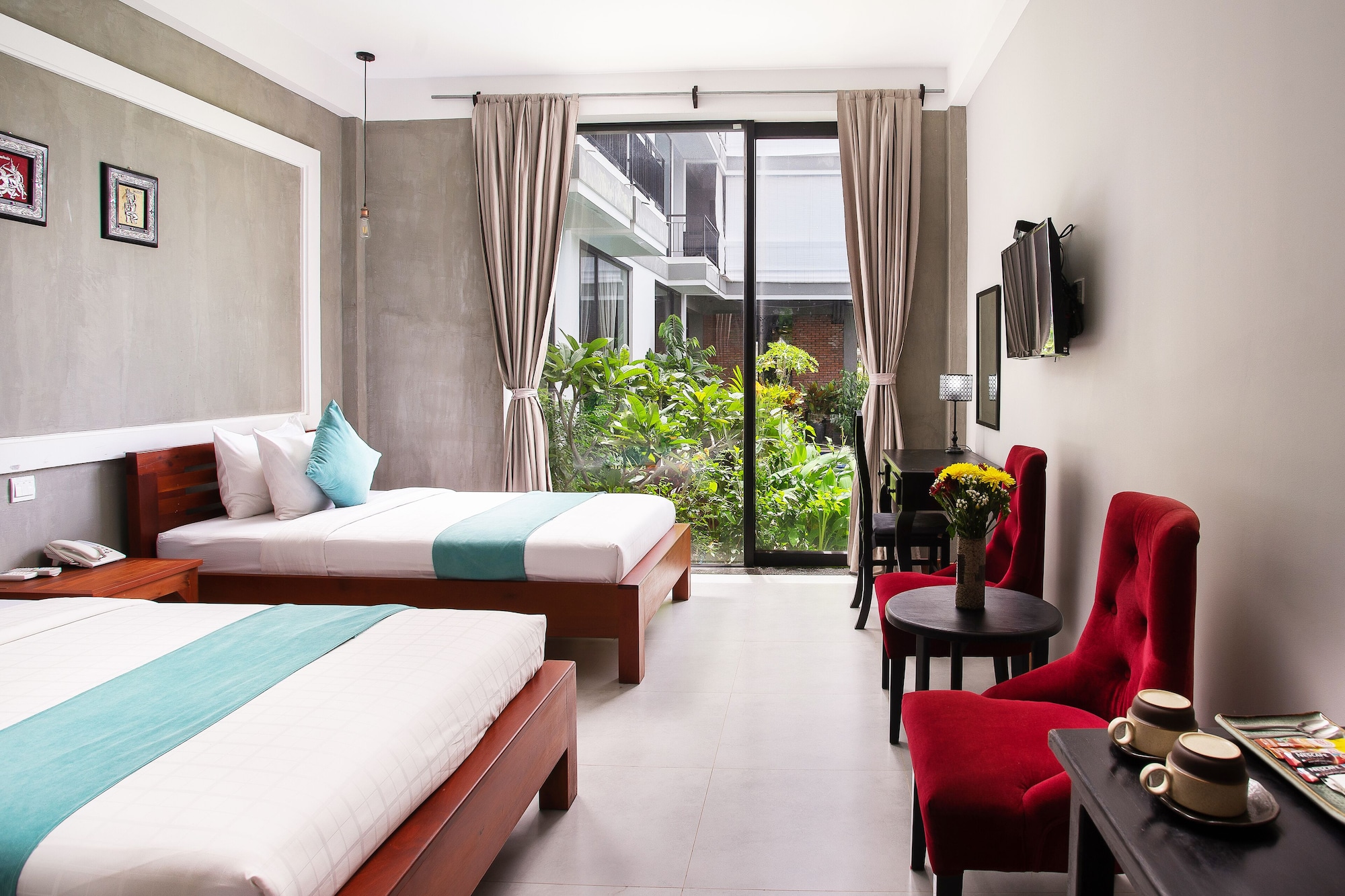 1 Bedroom, Family, 1 King and 1 Single Beds, Pool View, Balcony