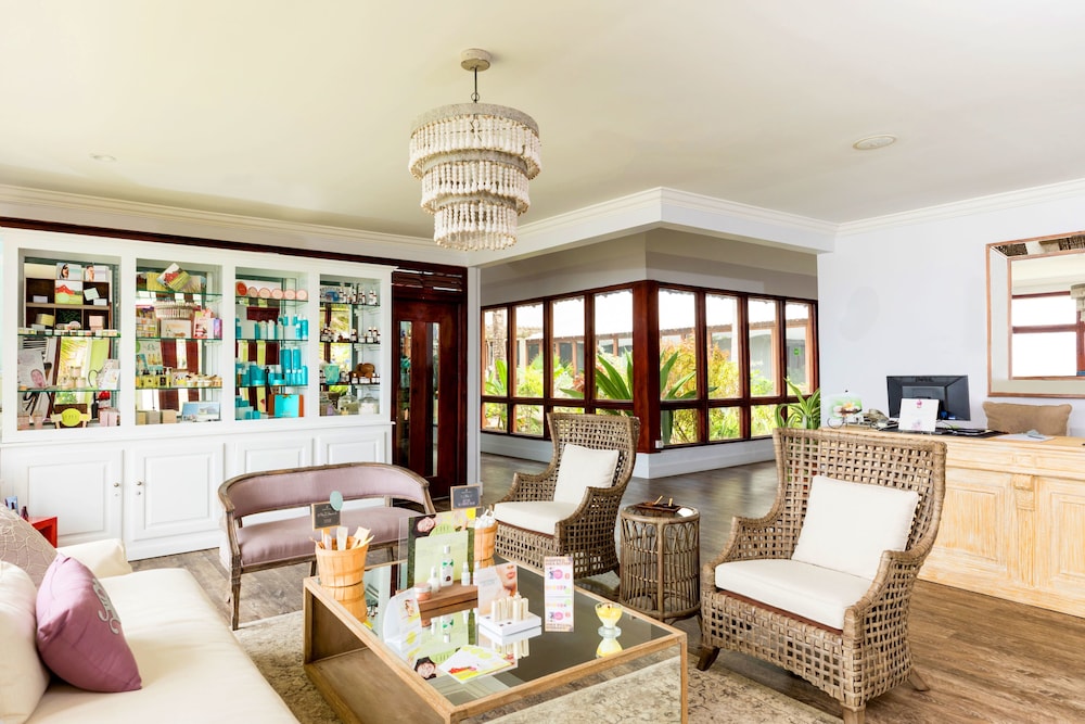 Coconut Bay Beach Resort and Spa 55/73