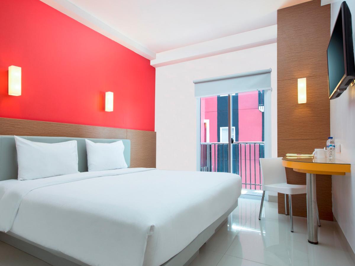 Smart, Queen Bed