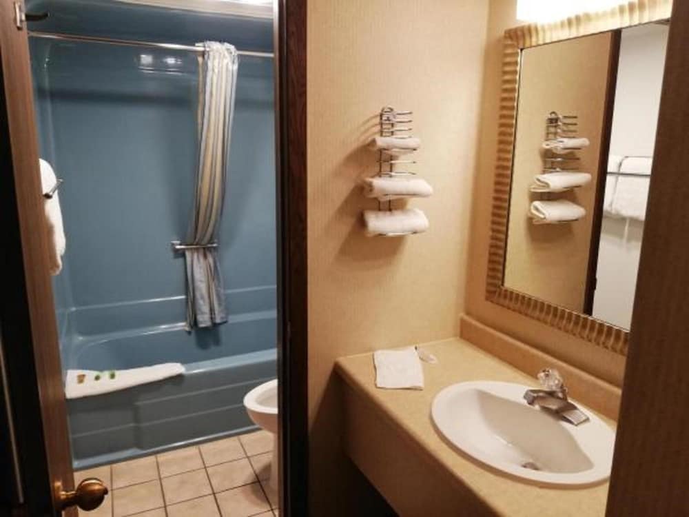 Foothills Inn 21/22