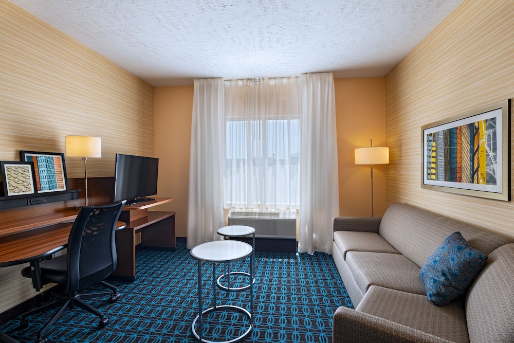 Fairfield Inn And Suites By Marriott Lincoln Airport 38/45