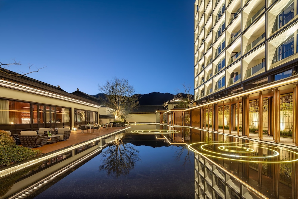 Wyndham Grand Tengchong Hot Spring 66/72