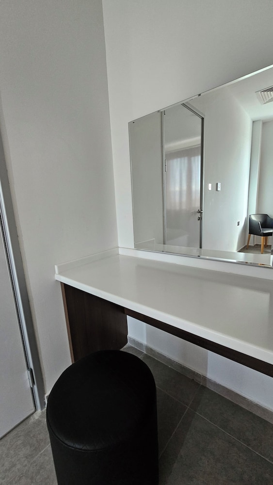 Dorana Residence 49/50