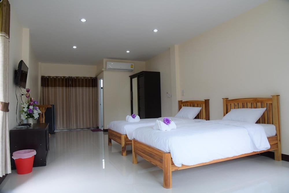 Bh Place Apartment 8/28