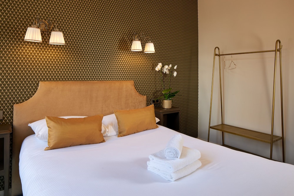 غرفة كومفورت بسرير مزدوج، Hotel France Et De Guise 2/3