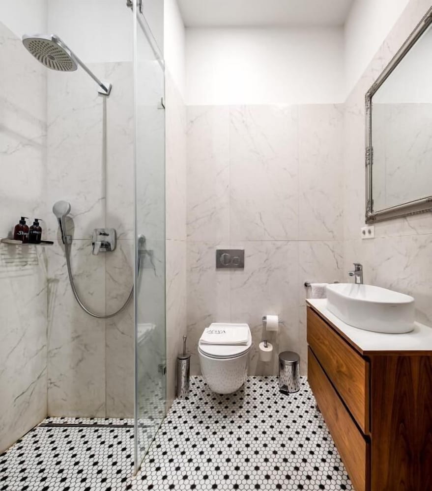Utto Luxury Suites 52/54