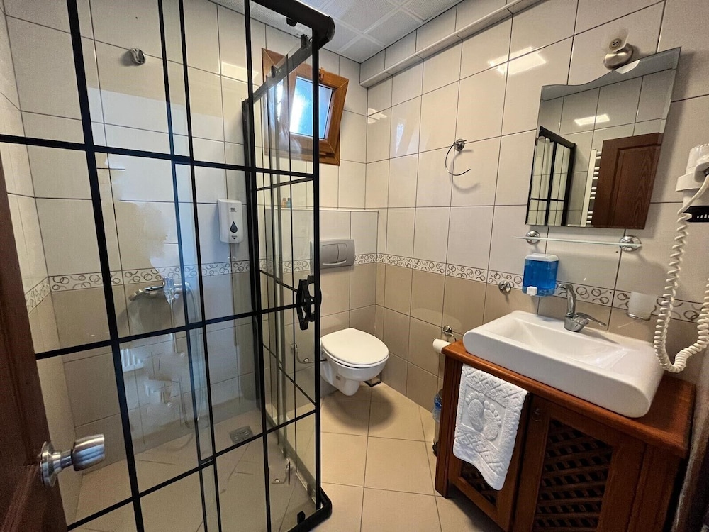 Andac Otel 47/49