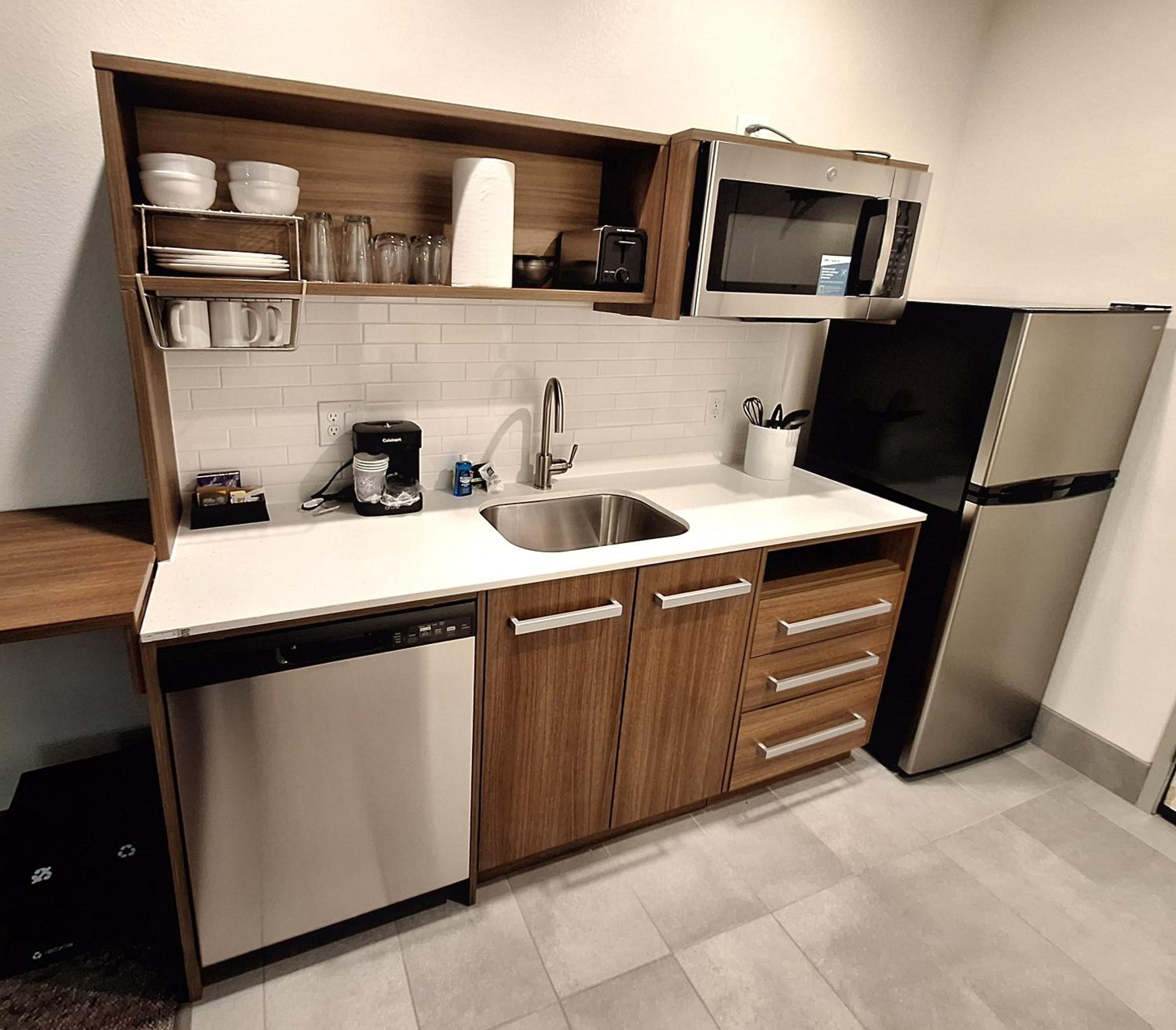 Home2 Suites by Hilton Lufkin, TX 6/28