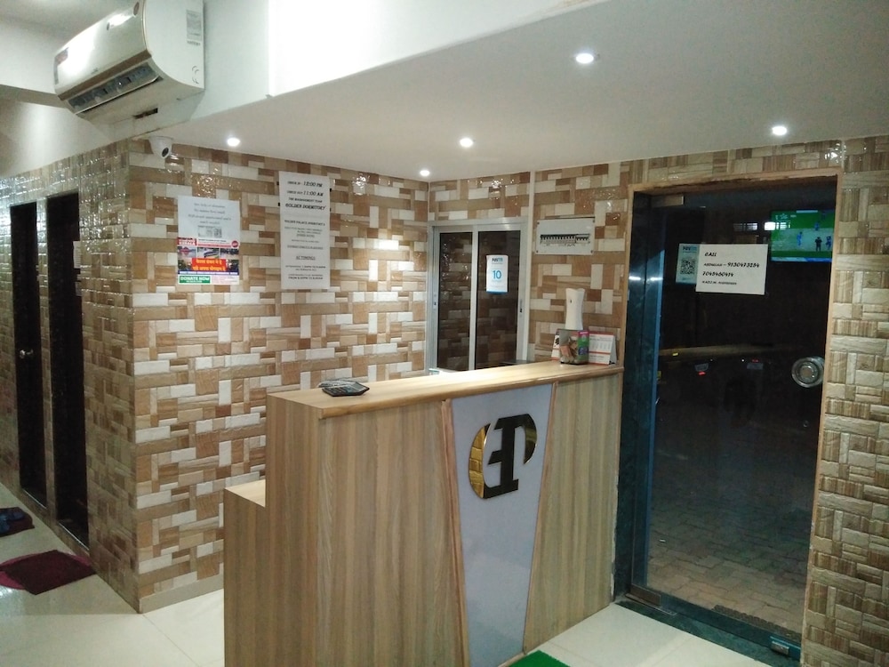 Golden Dormitory 3/23