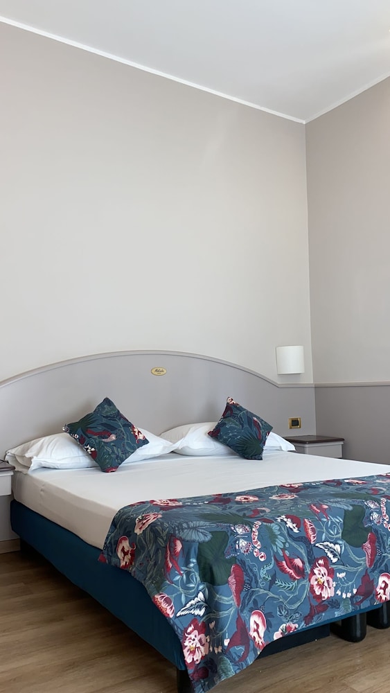 Mokinba Hotel Montebianco 31/71