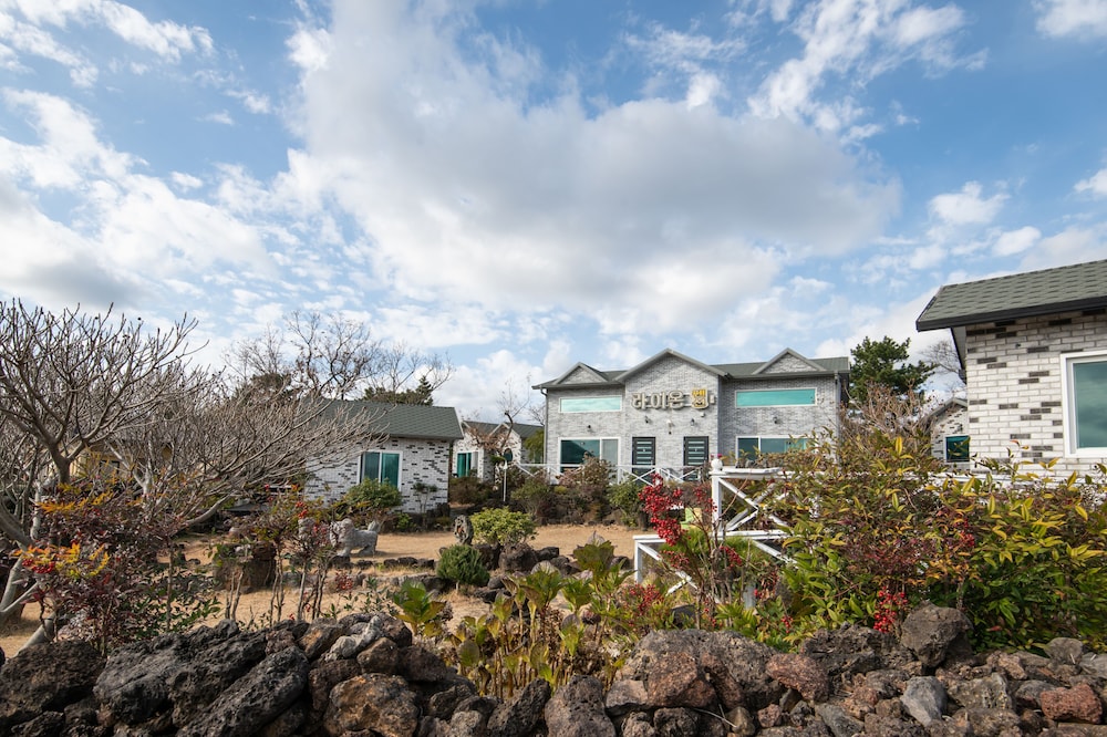 Lionhill Pension 24/26