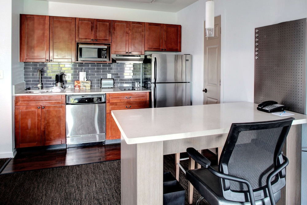 HYATT house Branchburg 57/64