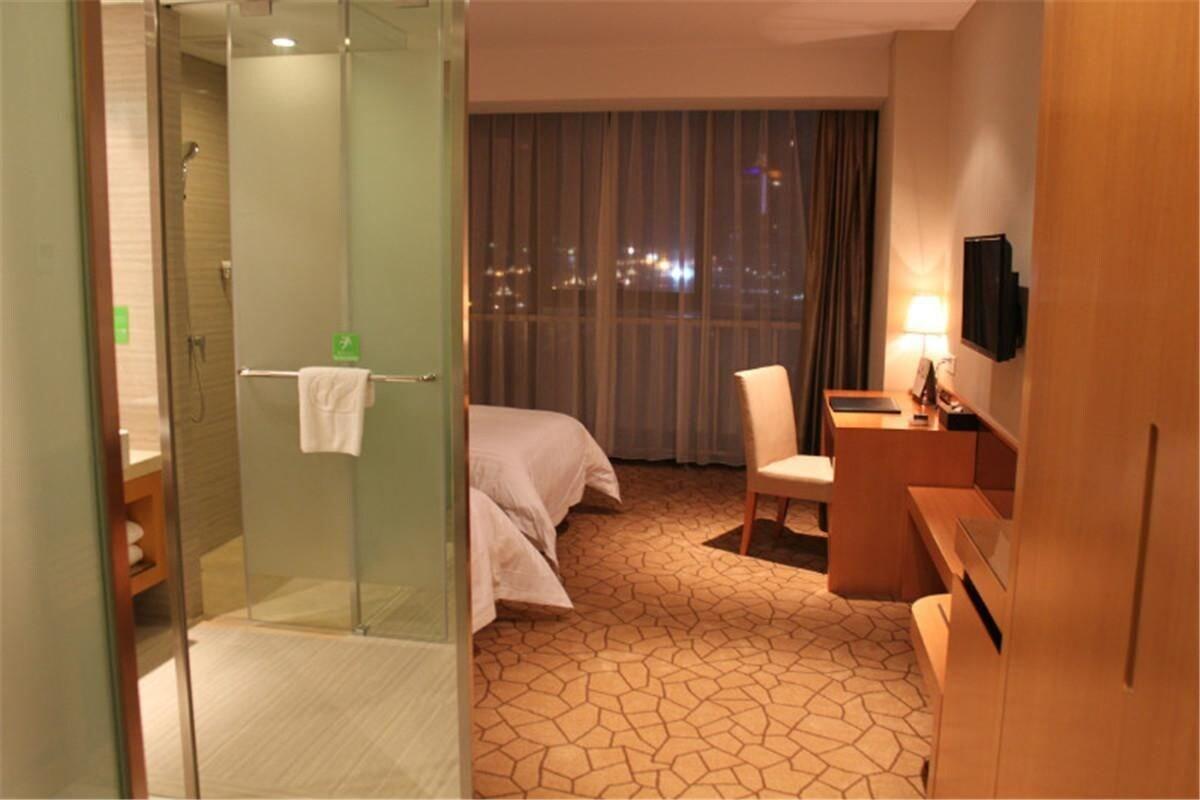 Metropolo Jinjiang Wanda Plaza Hotel 8/15