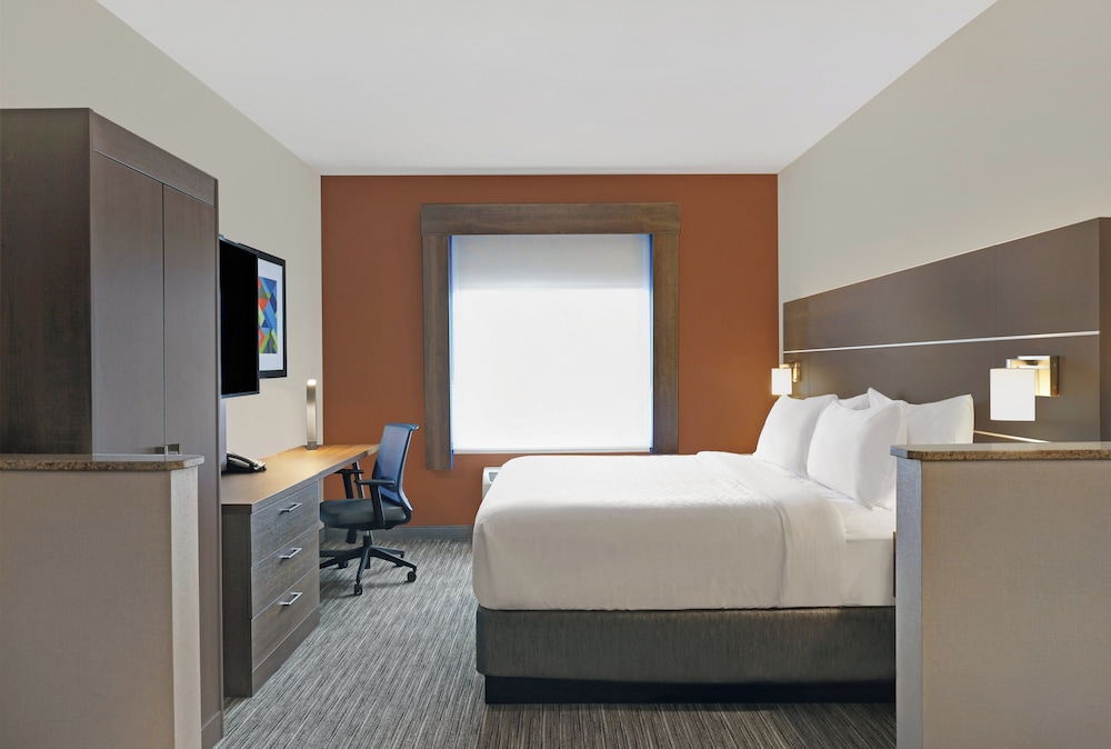 Holiday Inn Express Hotel And Suites Newport 25/76