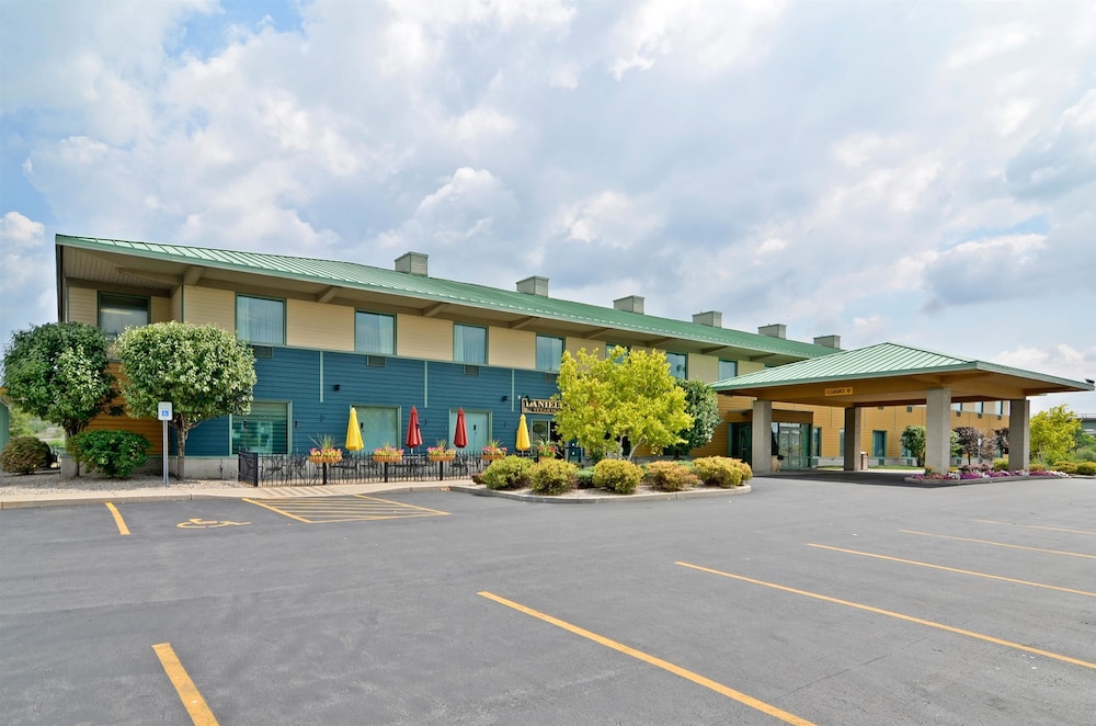 Best Western The Inn At The Fairgrounds 5/54