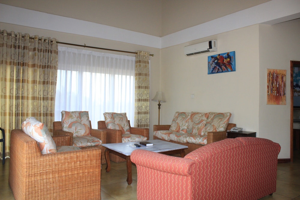 Bojo Beach Resort 24/50