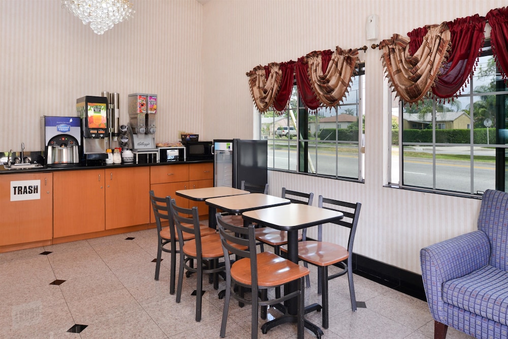 Americas Best Value Inn Azusa Pasadena 34/40