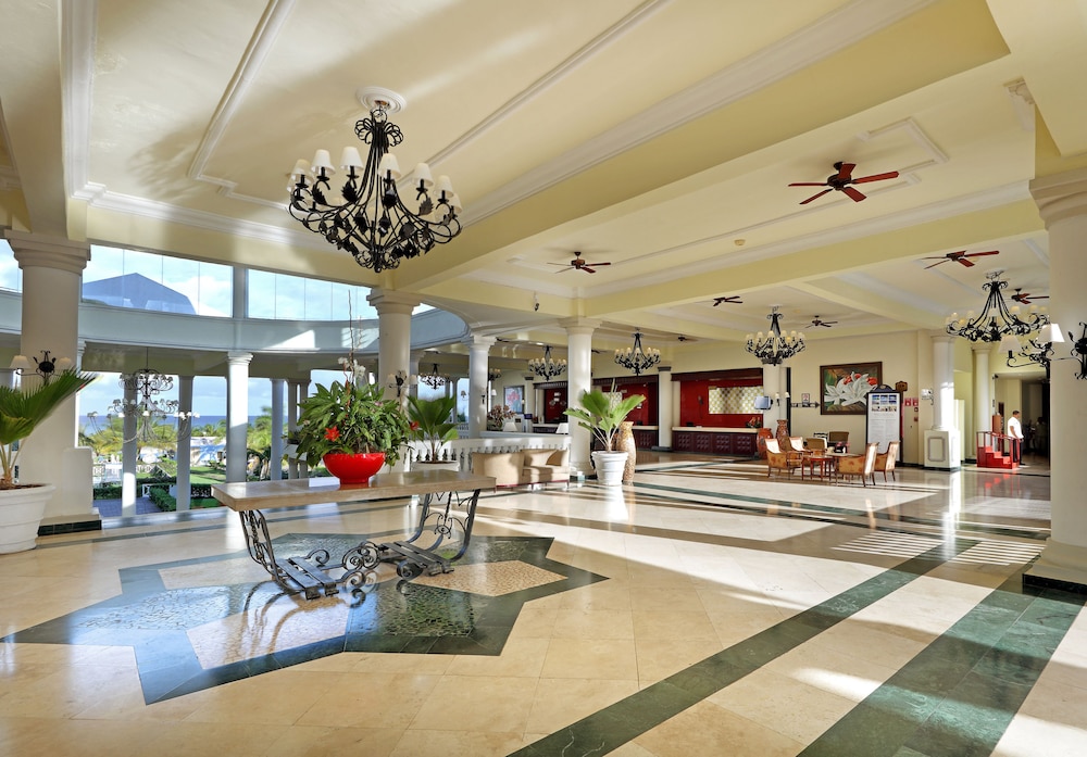 Grand Palladium Lady Hamilton Resort and Spa 21/42